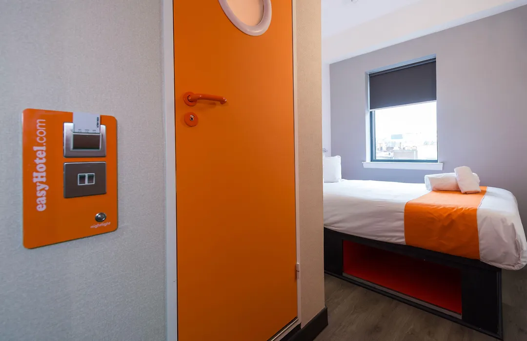 Easyhotel Glasgow City-1